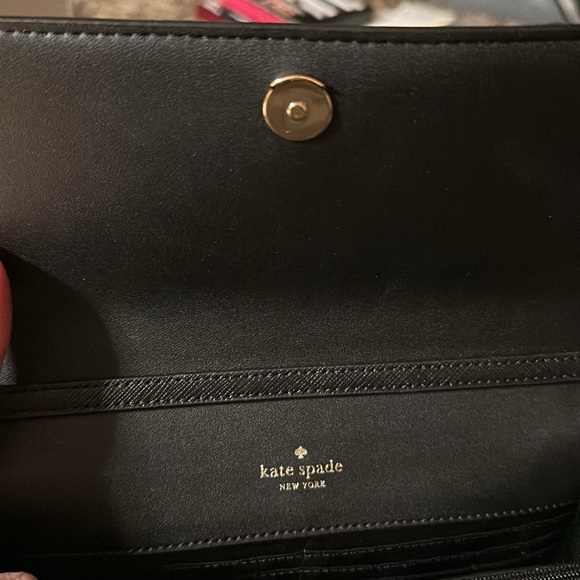 Kate Spade Madison Rose Toss printed small flap crossbody - Picture 3 of 6